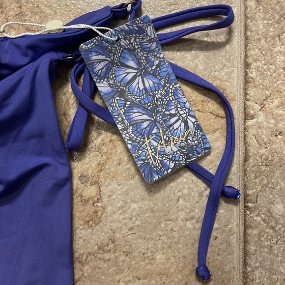 🦋Toluca Bandeau Bikini Set🦋 - Picture 9 of 10